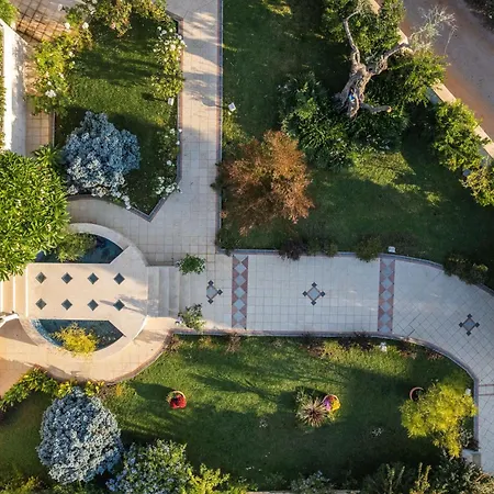 Nikis Chania (Crete)